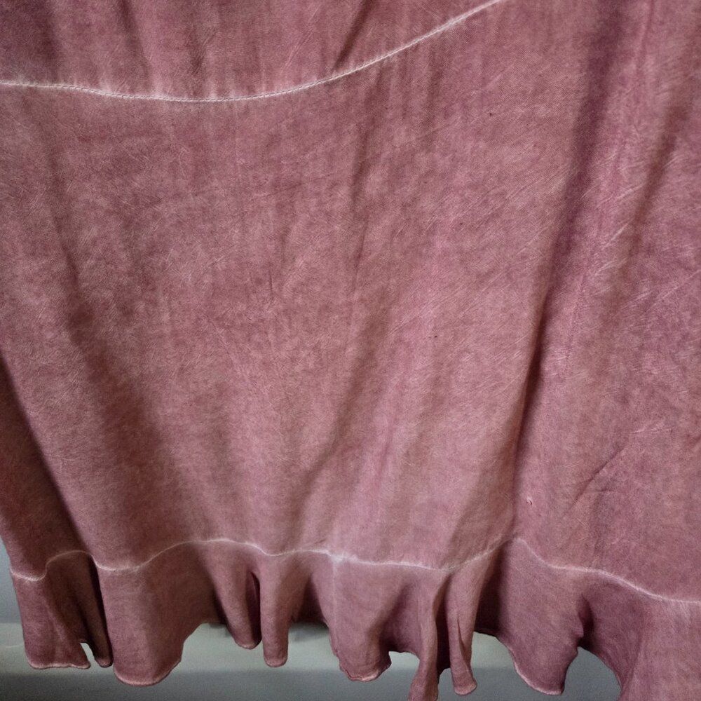 EUC LIKE NEW ENTRO V NECK RUFFLED HIGH LOW BUTTONED TOP SIZE LARGE - Picture 8 of 16